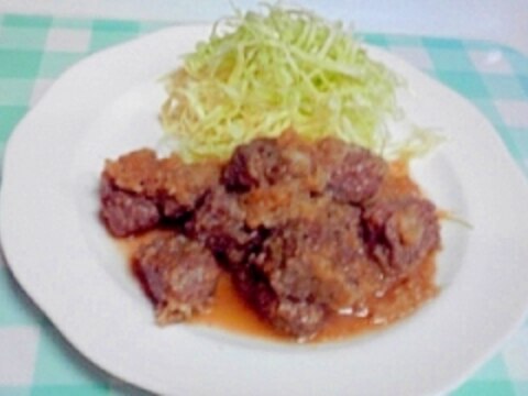 牛の成形肉でおいしいサイコロステーキ♪